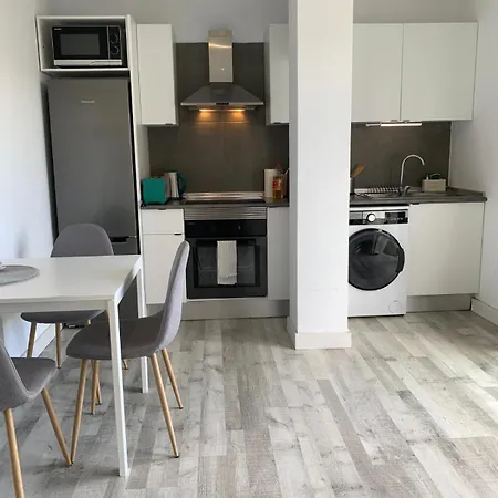 Apartament Casa Andrea Buzanada